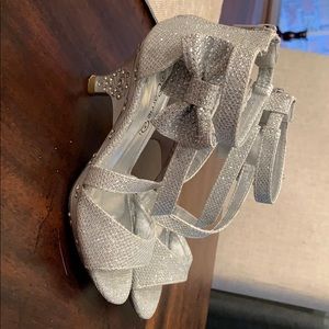 Girls size 12 silver dress shoes.